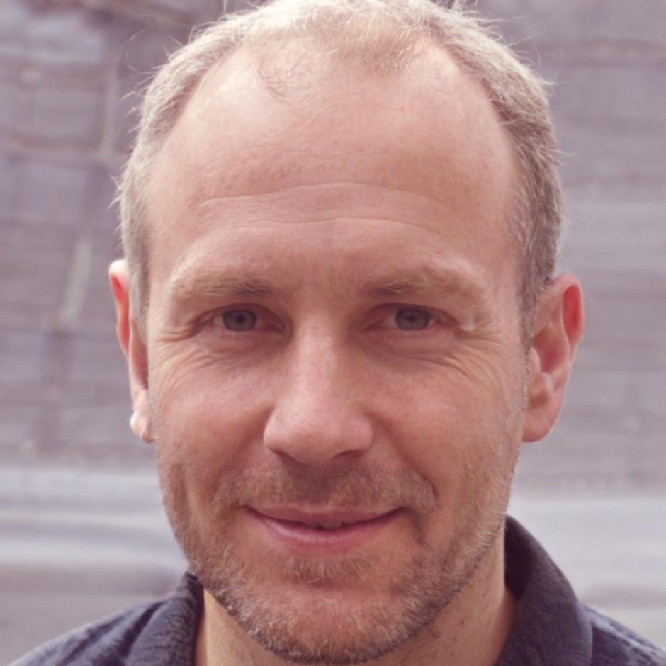 Instructor portrait of Ragnar Thorvaldsen